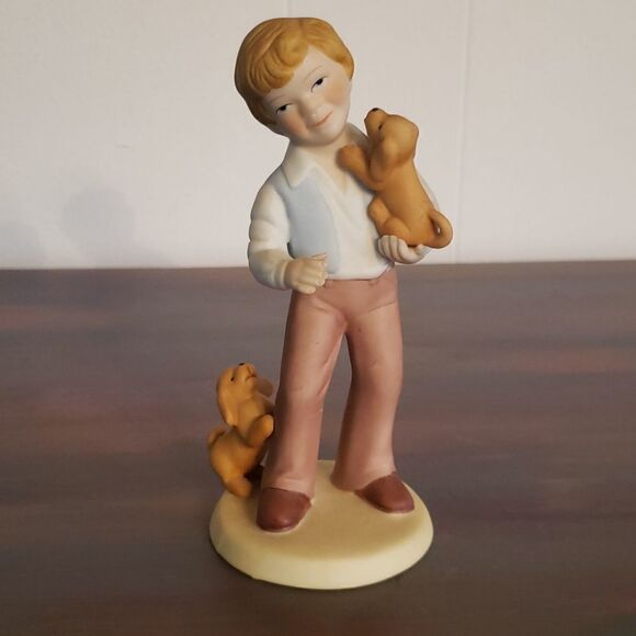 Vintage Other - Vintage Avon Porcelain Figurine "Best Friends"